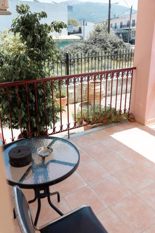 Kosta'S Apartments Vonitsa Dış mekan fotoğraf